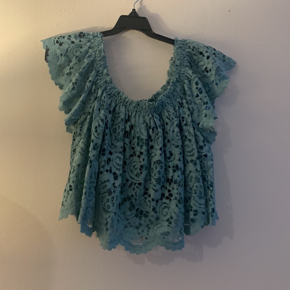 Green Flutter Sleeve Ruffled Blouse - image 3